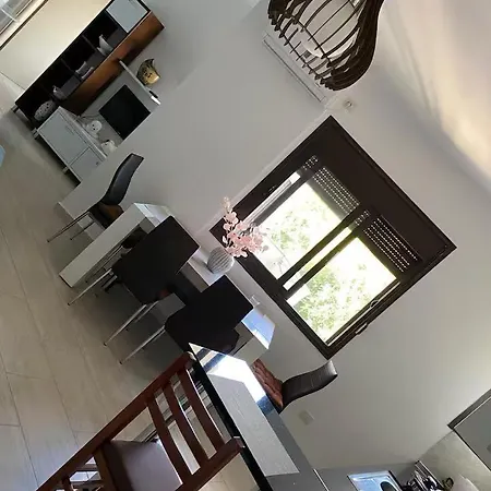 View Boulevard Apartment